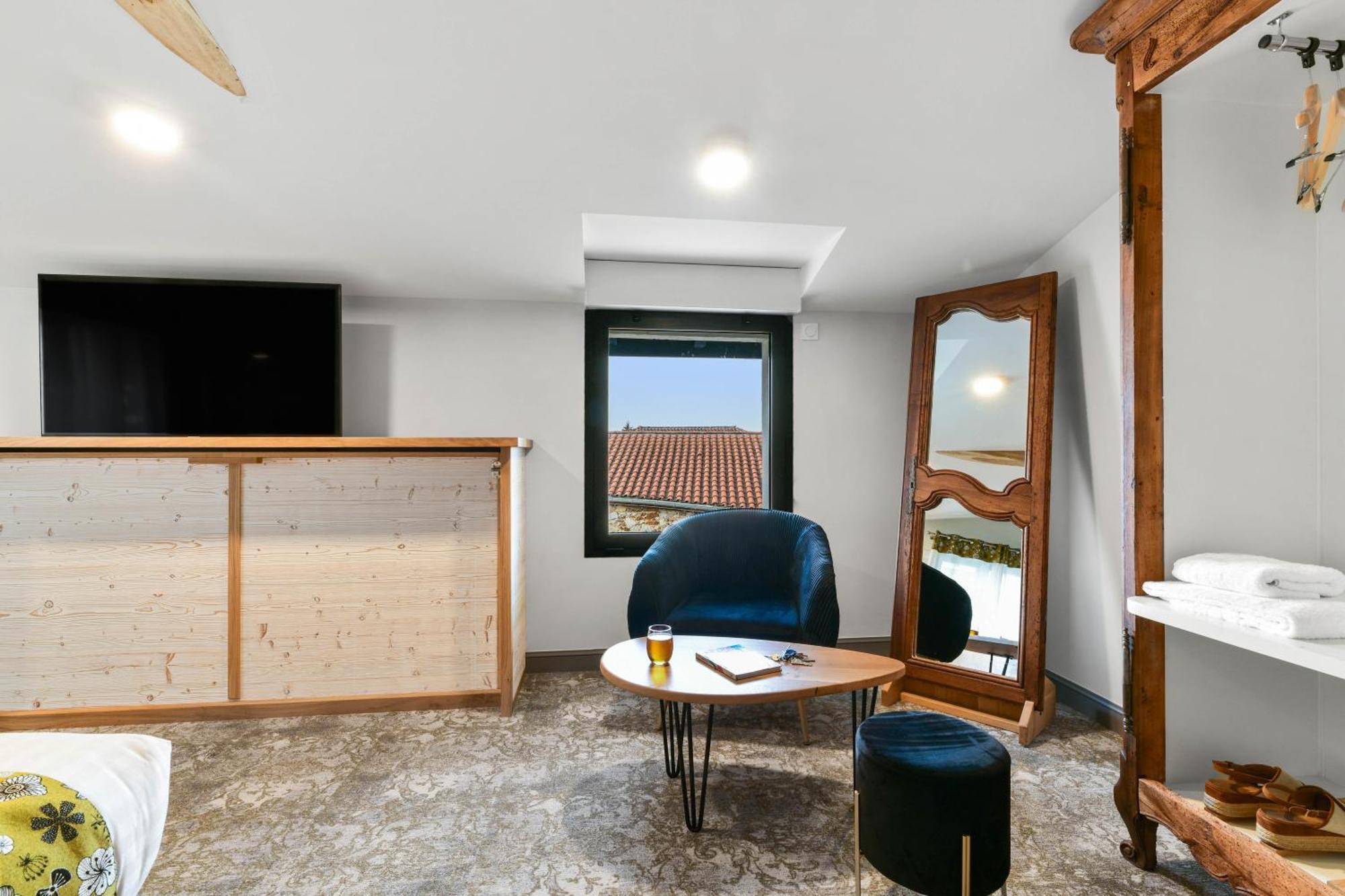 Logis Hotels Gnac E Pause Saint-Lon-Les-Mines Εξωτερικό φωτογραφία